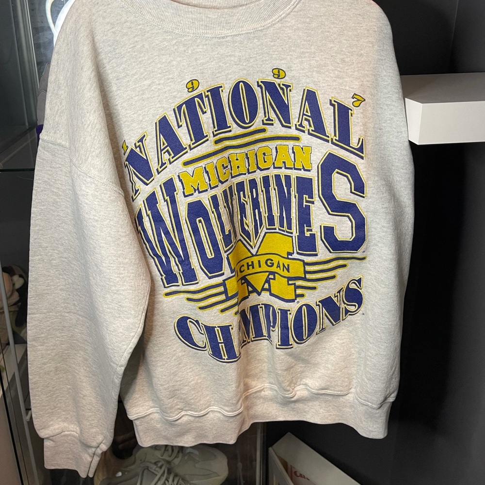 Men’s Vintage U of M 1997 National Champions Crewneck